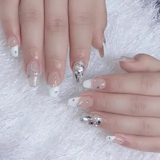 ネイル 佐藤 依娜のネイルデザイン