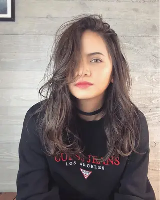 セミロング カラー コールネックスザサロン所属・白髪ぼかし×デザイン 🕊️🫧ホウジョウのヘアスタイル