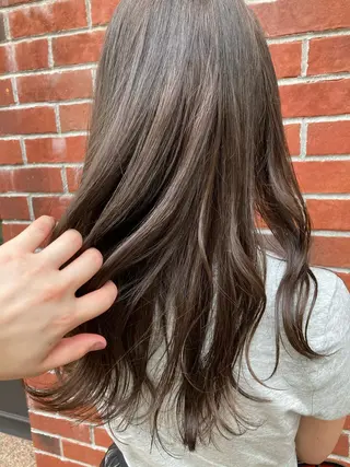 セミロング カラー 髪質改善/痛ませ ないカラー/西村航大のヘアスタイル