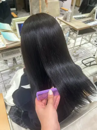 セミロング カラー 透明感ツヤカラー コトノ🫧のヘアスタイル