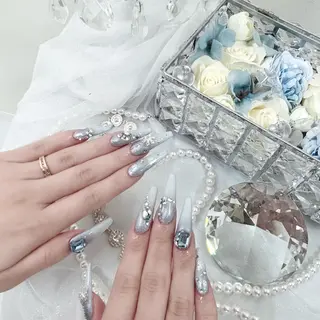 ネイル Le'ciel所属・吉川 怜那のネイルデザイン