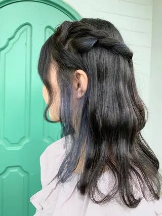 セミロング カラー 佐藤 美咲のヘアスタイル