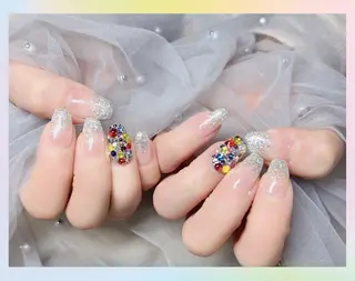 ネイル Dione ネイル専門店のネイルデザイン