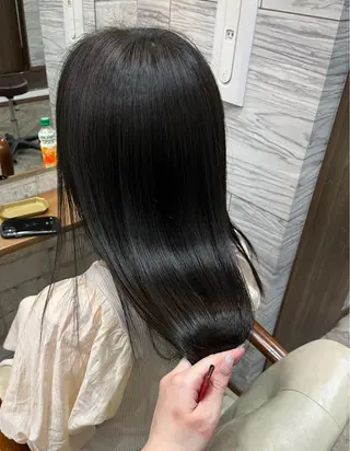 ロング 橋本 桂のヘアスタイル