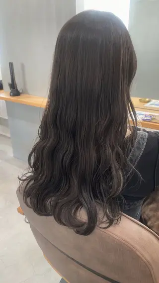 ロング カラー aimee 北垣 愛夏のヘアスタイル