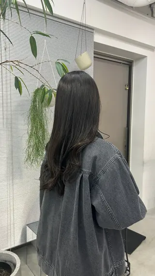 ロング 櫻木李紗/金山 透明感カラーのヘアスタイル