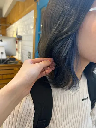 ミディアム KANA/ボブ/ インナーカラー/艶髪のヘアスタイル