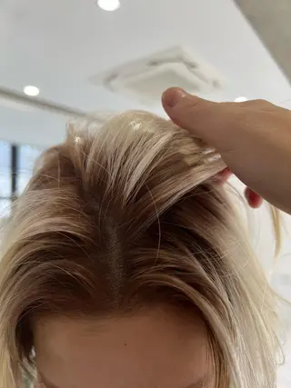 ミディアム カラー 🎀ハイトーン/レイ ヤー/Reina🎀のヘアスタイル