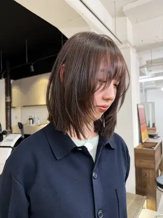 ミディアム カラー ♡アヤメ/レイヤー ボブ♡渋谷のヘアスタイル