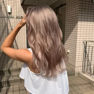 ロング ブリーチとエクステ 最後の砦🤍アミルのヘアスタイル