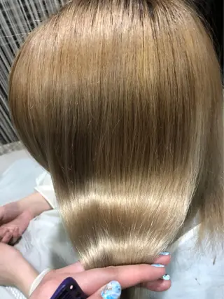 ミディアム カラー CA-PETZ 大石 ゆうなのヘアスタイル