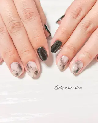 ネイル Lilly nail Mikuのネイルデザイン