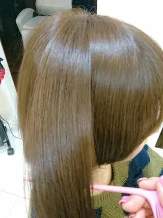 ミディアム 永島 桜のヘアスタイル