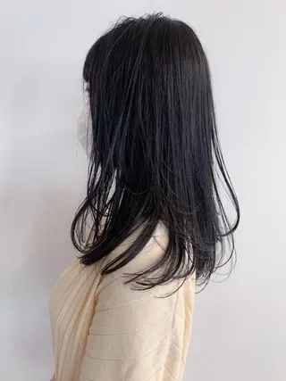 ロング 💫カットはなんでも 得意です✂️のヘアスタイル