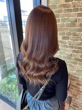 カラー 小林 亜紀のヘアスタイル