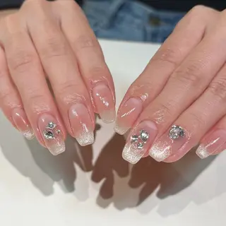 ネイル J&C Nail Salon吉祥寺所属・YU KIのネイルデザイン