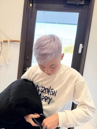 メンズ アルーナビューティデザイン所属・鈴木 妃帆未のヘアスタイル