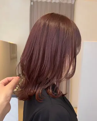 ミディアム inity　杉本 美羽のヘアスタイル