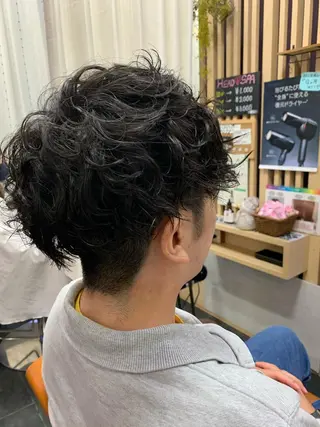 ショート パーマ メンズ labyrinthノーブル所属・再現性No.1西村 雄太のヘアスタイル