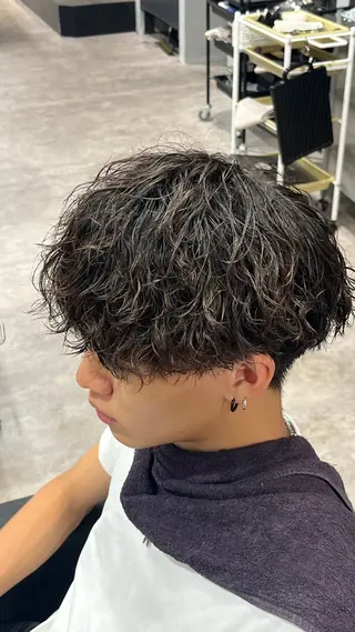 パーマ メンズ特化美容師板倉 高史郎のヘアスタイル