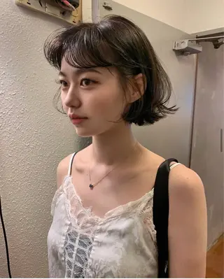 ミディアム カラー 森田遥奈/ 似合わせカットのヘアスタイル
