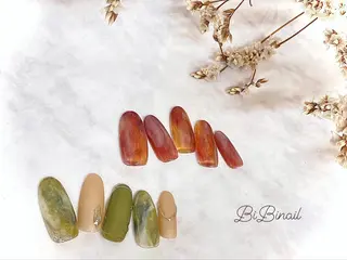 ネイル purple hair design所属・Sumi Tomoのネイルデザイン