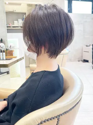 ショート カラー 西村 公孝のヘアスタイル
