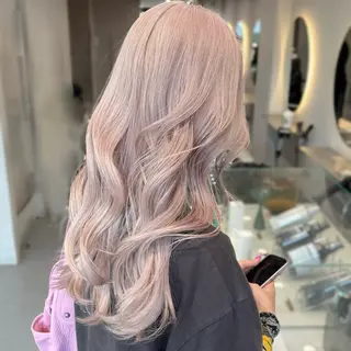 ロング カラー ツヤハイトーン/ レイヤー💫mayuのヘアスタイル