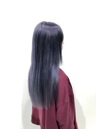 ロング カラー Kro ハイトーン×ブリーチのヘアスタイル