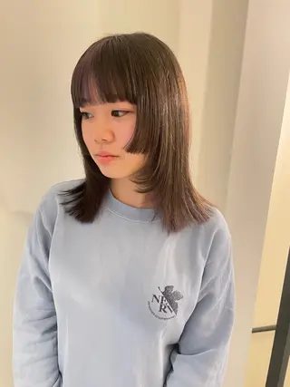 ミディアム 渋谷 留菜のヘアスタイル