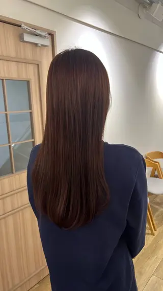 セミロング カラー Garland 表参道所属・ミディアムレイヤー/ 艶カラー🎀　emiのヘアスタイル