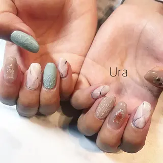 ネイル UrakoNail 《nail》のネイルデザイン