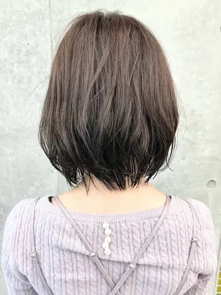ショート とうい/くせ毛/ ショート/丸みボブのヘアスタイル