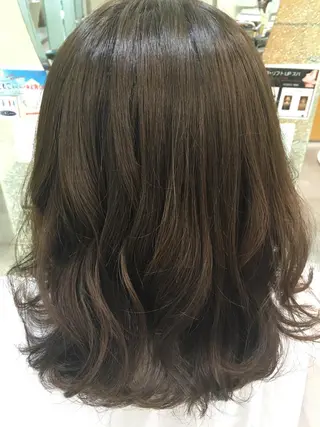 ショート ミディアム セミロング ロング カラー ヘアアレンジ ウプエステティック所属・韓国肌管理 ウプエステティックのエステ・リラクイメージ