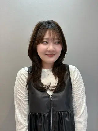 セミロング カラー Livnaリヴナ立川所属・レイヤー/ハイライト /立川/赤池宏隆のヘアスタイル