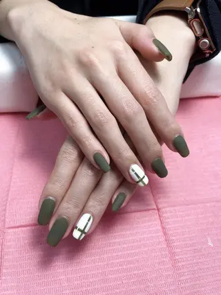 ネイル FanFan 長さ出し専門のネイルデザイン