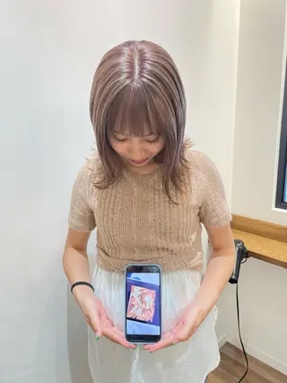 カラー 栗林 茉那のヘアスタイル