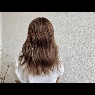 セミロング カラー 近野 浩隆🐩のヘアスタイル
