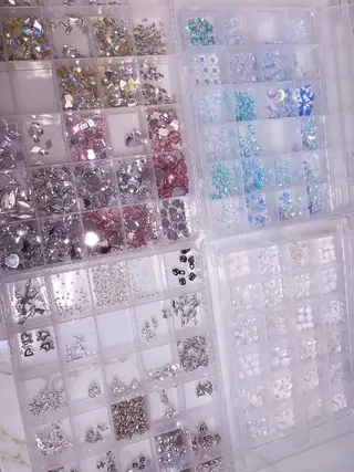 ネイル 稲垣 江梨花のネイルデザイン