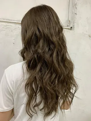 ロング u n aのヘアスタイル