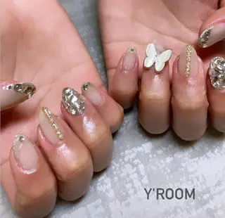 ネイル YUKA （ネイリスト）のネイルデザイン