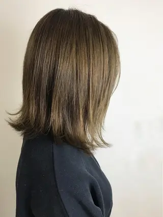 ミディアム カラー 湯浅 了一のヘアスタイル