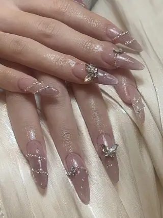 ネイル ネイルサロン Easenのネイルデザイン