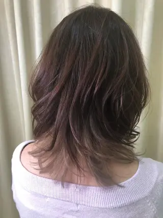 カラー 牧野 佳樹のヘアスタイル