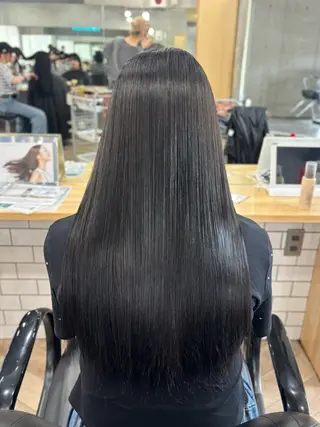ロング angelica難波 Hinaのヘアスタイル