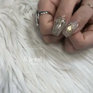 ネイル S♡JEWEL所属・S. JEWELのネイルデザイン