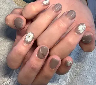 ネイル 横尾 麻里のネイルデザイン