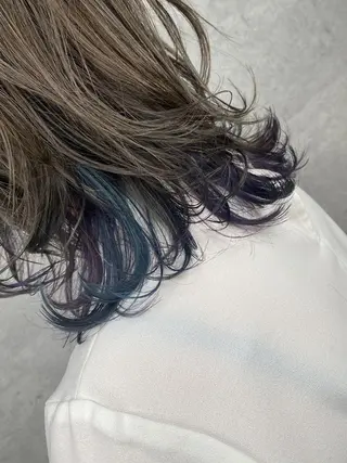 ミディアム カラー _WHITE 天王寺のヘアスタイル