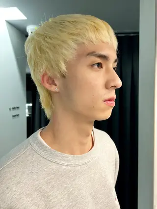 カラー 井上 凜のヘアスタイル