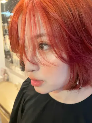 カラー L'arte所属・松並 直のヘアスタイル